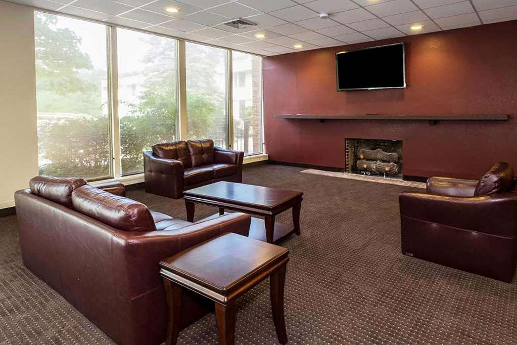 Days Inn By Wyndham Williamsport Interior photo